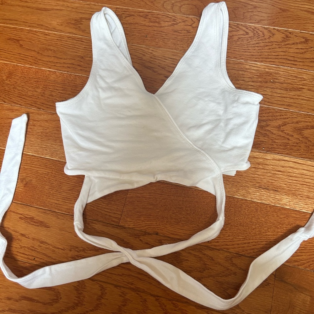 Hollister Wrap Around V Neck Crop Top